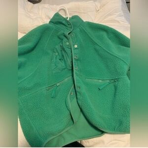 Freepeople fleece jacket hit the slopes M